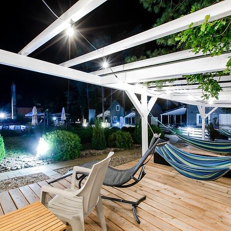 Apartamenty Przy Plazy Z Basenem Z Podgrzewana Woda I Mini Spa - Osrodek Kolonijno-Wczasowy Mewa Ниешорце Екстериор снимка