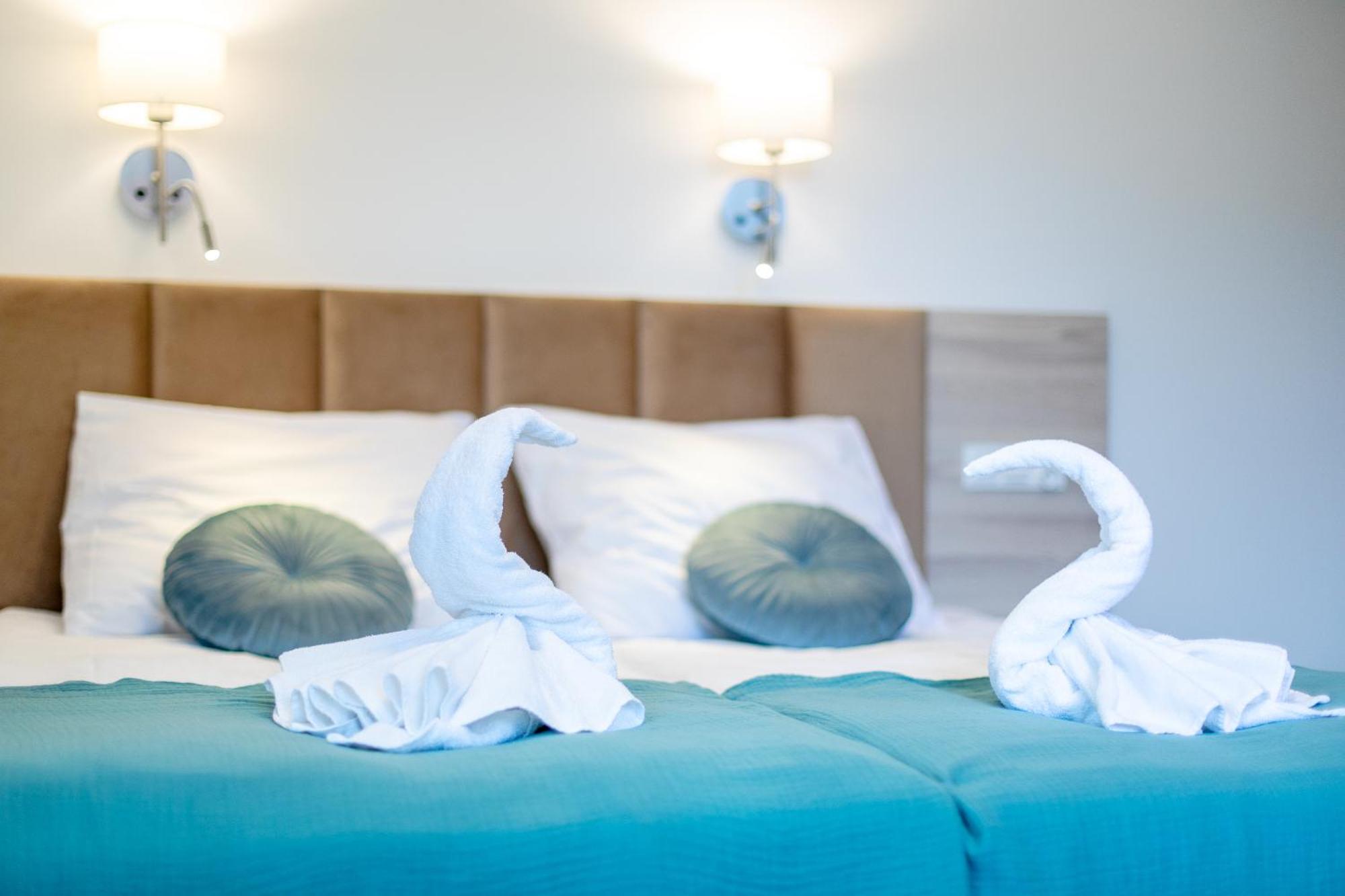 Apartamenty Przy Plazy Z Basenem Z Podgrzewana Woda I Mini Spa - Osrodek Kolonijno-Wczasowy Mewa Ниешорце Екстериор снимка