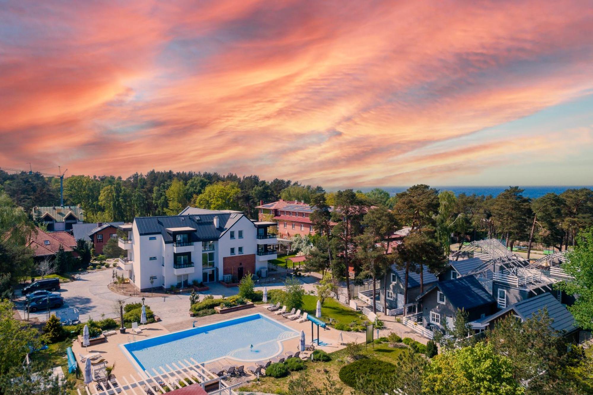 Apartamenty Przy Plazy Z Basenem Z Podgrzewana Woda I Mini Spa - Osrodek Kolonijno-Wczasowy Mewa Ниешорце Екстериор снимка