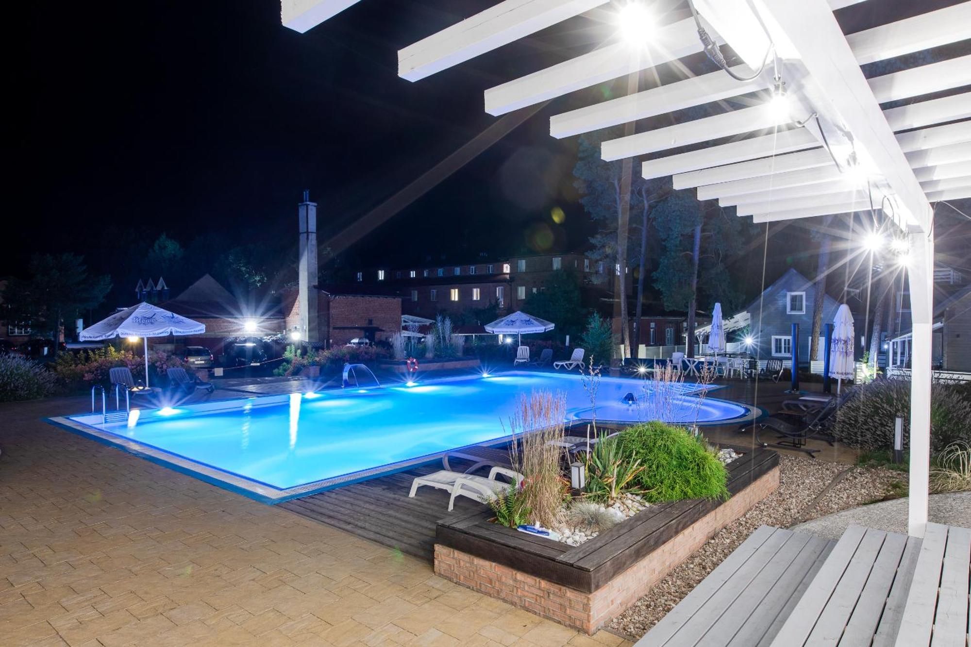 Apartamenty Przy Plazy Z Basenem Z Podgrzewana Woda I Mini Spa - Osrodek Kolonijno-Wczasowy Mewa Ниешорце Екстериор снимка